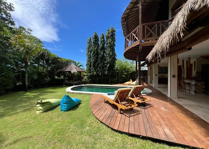 Breezy Point Villas